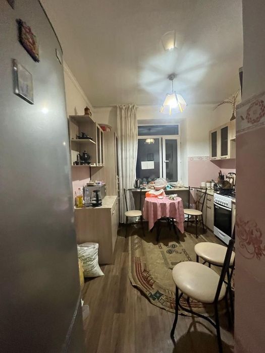 Продается 2 х комн квартира