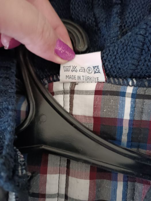 Курточка на мальчика.