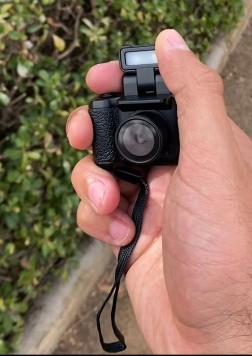 Дигитален фотоапарат ключодържател