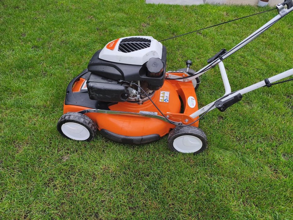 Stihl RM 4 RV mașina tuns tăiat iarba gazon funcție mulcire