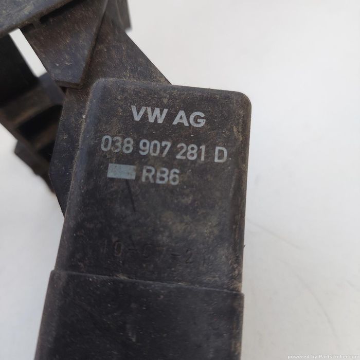 Releu Bujii Volkswagen Golf Vi (5K1) [ 2008 - 2013 ] Oem 038907281D