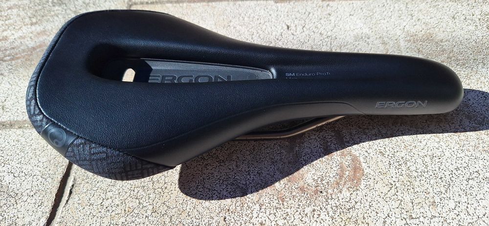 Vând șa bicicleta Ergon SM Enduro Pro Titanium Men