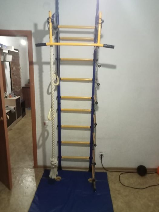 Шведская стенка.