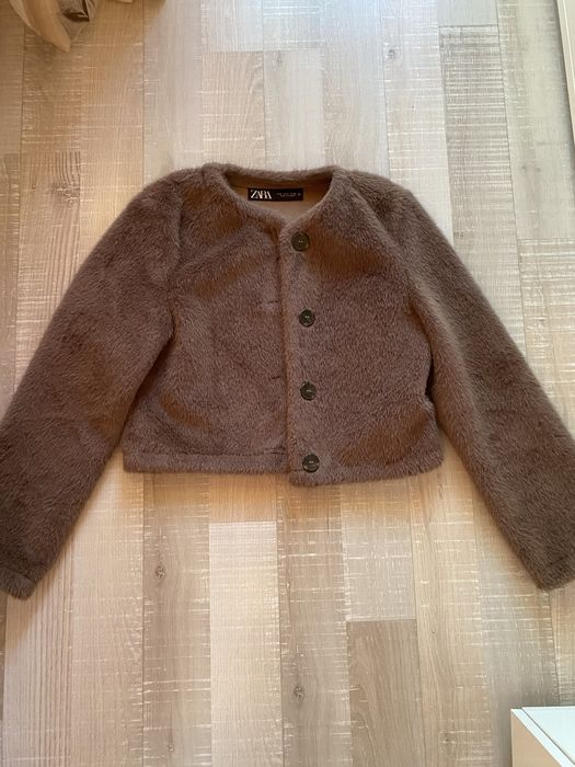 Пухено яке zara