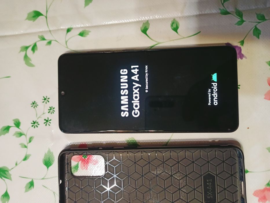 Samsung galaxy  А 41 4/64 гб