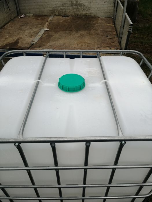 Vând rezervor, butoi, bidon, bazin,adaptor  1000l /700l alimentar