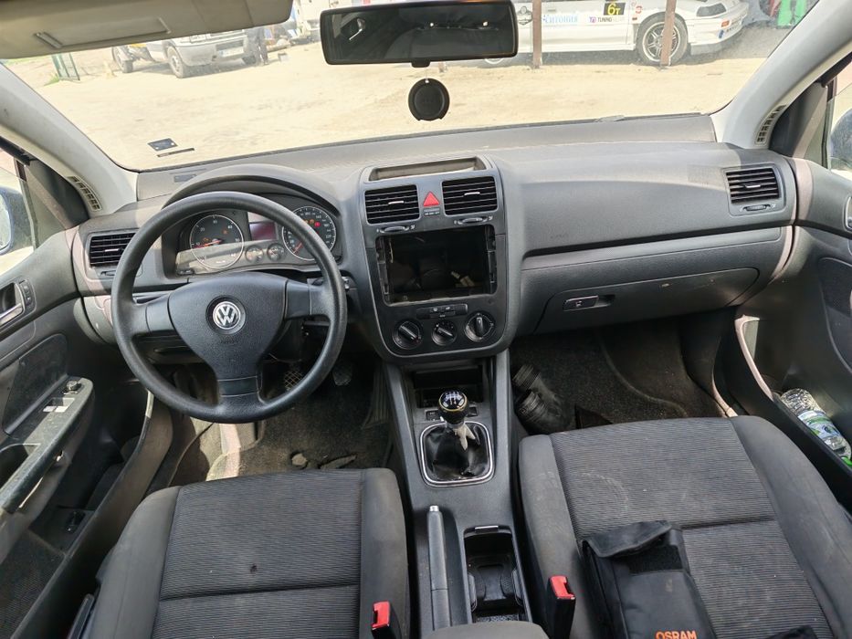 Volkswagen Golf 5 1.9 TDI 105к. На части
