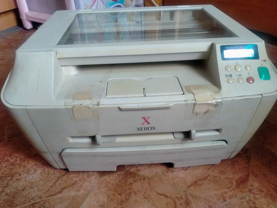 Продам принтер ксерокс