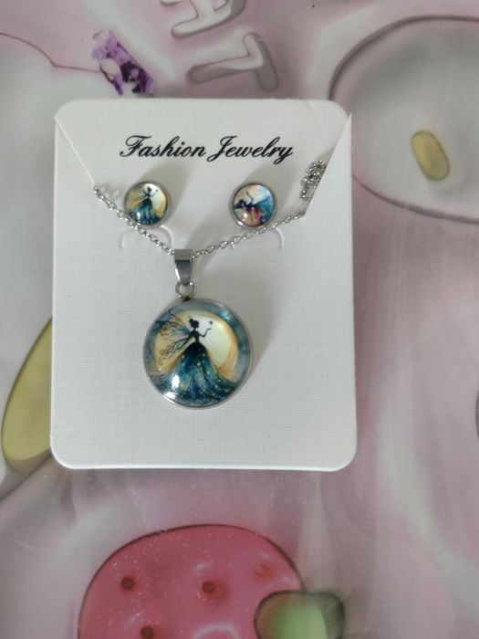 Ръчно изработени гривни и обеци