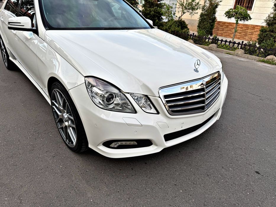Mersedes W212 QAYTA JIXOZ EMASS!!! 2011Состаяние Идеално Пробег 182000