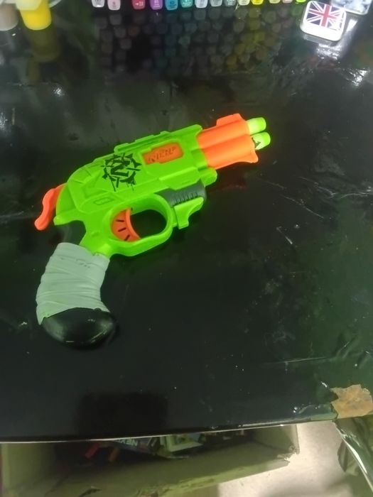 Продам пистолеты NERF
