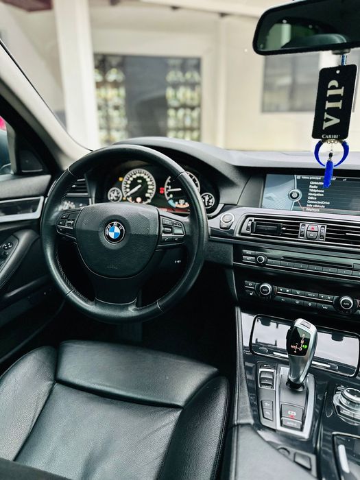 BMW 5 Series 2011 — imagine 5