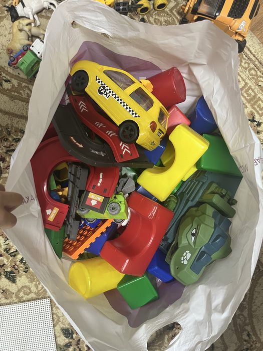 Игрушки отдам БЕСПЛАТНО