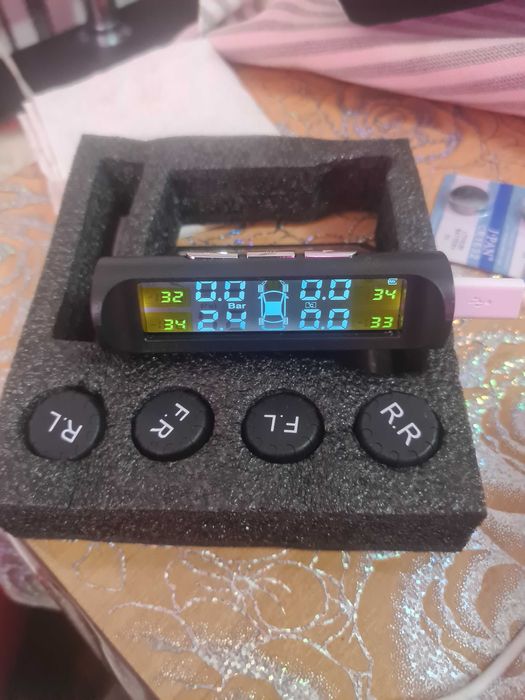 Контроль давления в шинах.