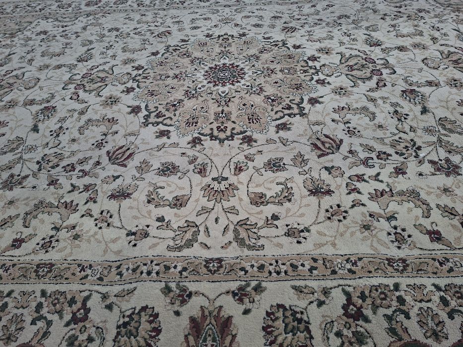 Продам ковёр для дома