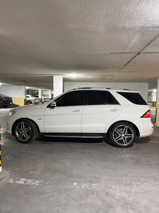 Mersedes benz ML 350 4matic 2012