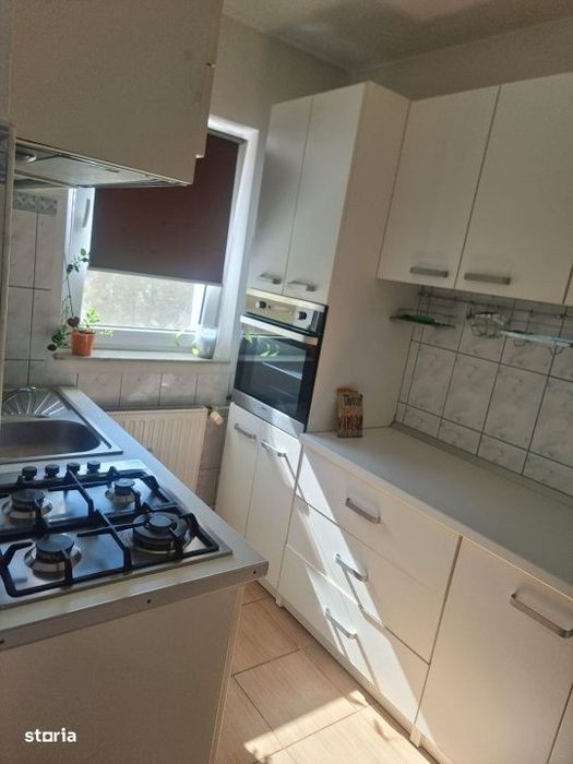 Apartament 3 camere, 52 mp, zona Piata Mica