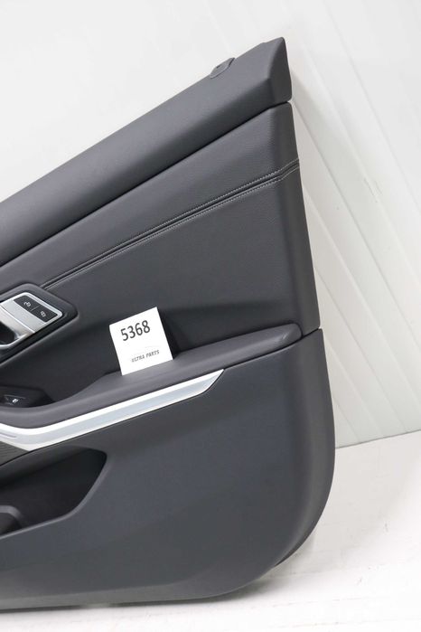 Предна дясна кора за врата Черна БМВ Г20 Г21 BMW G20 G21