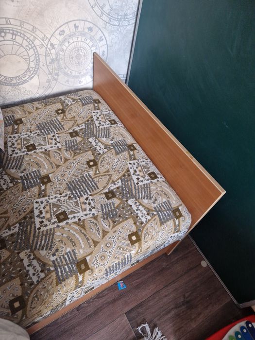 Кровать с внутренним хранением