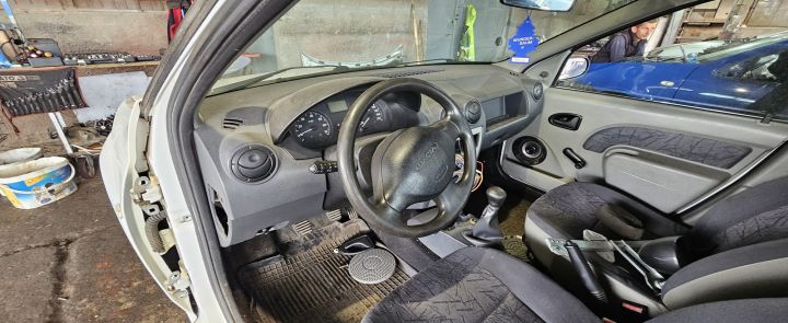 Motor fara anexe Dacia Logan prima generatie