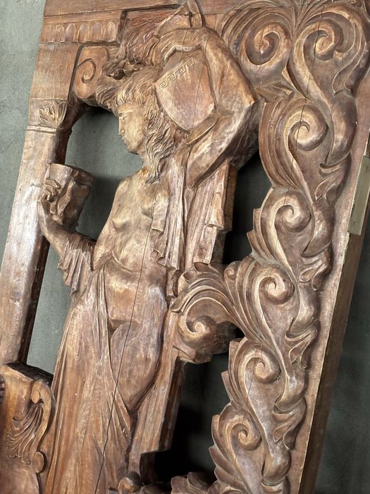 Сосновые двери ручной работы