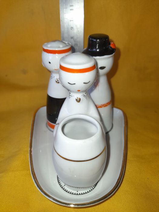 Советские фарфоровые статуэтки