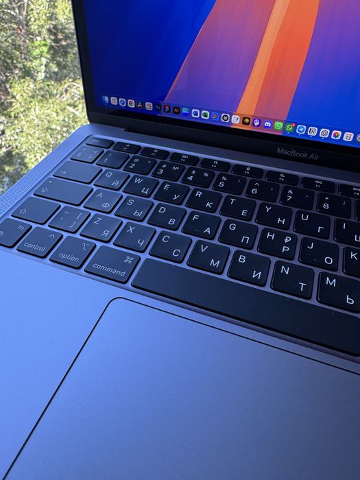 Продам Macbook Air M1 100% 21 цикл