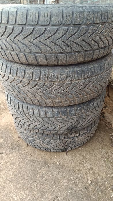 Зимни гуми за джип