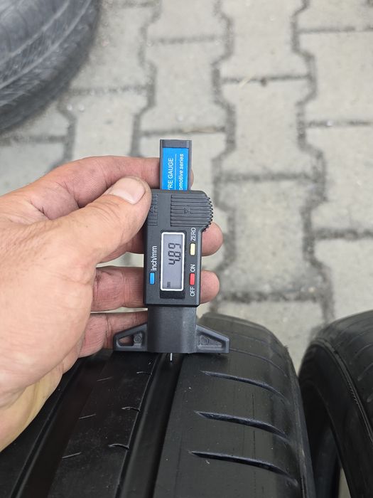 265 35 21 Pirelli