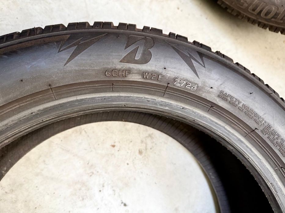 Anvelope iarna 205.55.17’ Bridgestone 2buc.