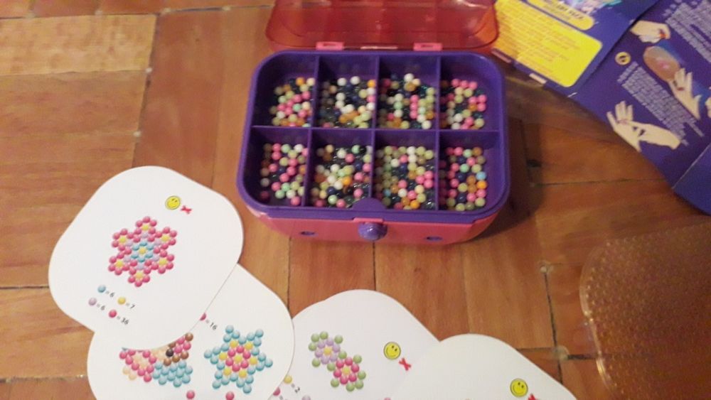 Set creat bijuterii cu sabloane (bratara, clamita par, inele)