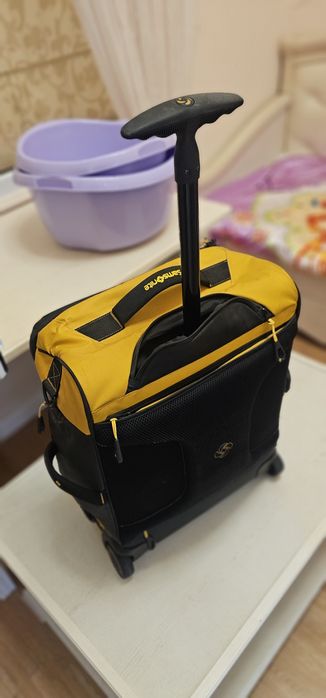 чемодан Samsonite