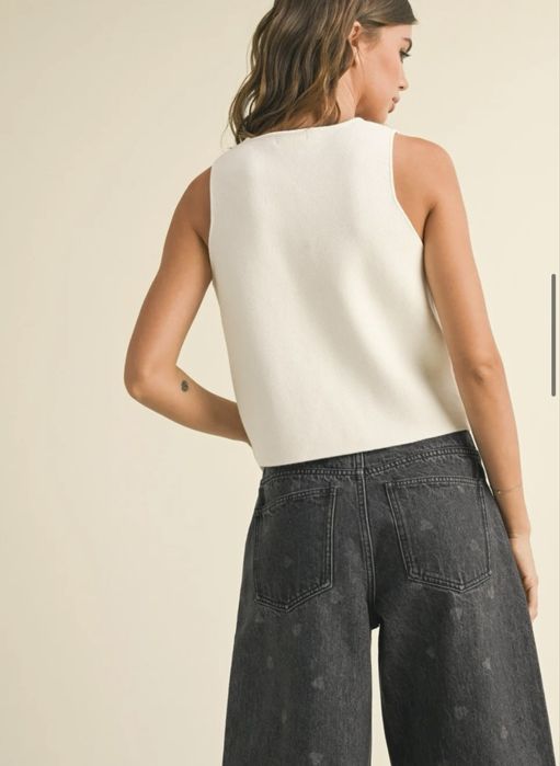 Чисто нов плетен бял топ