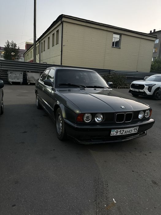 Продам BMW 520 цена 2,5