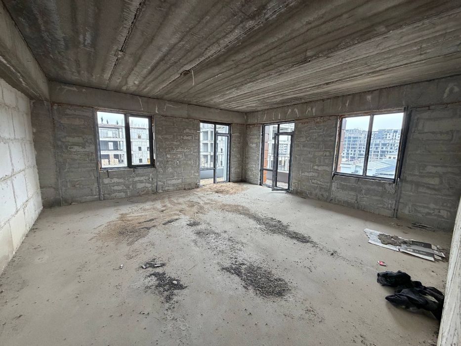 Продажа 4 ком Эко Сити 60$