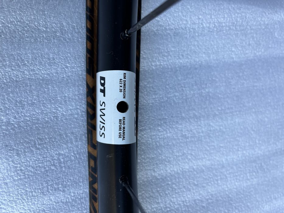 Капли DT Swiss E1800 Spline Ratchet LN с гуми Continental GP 5000