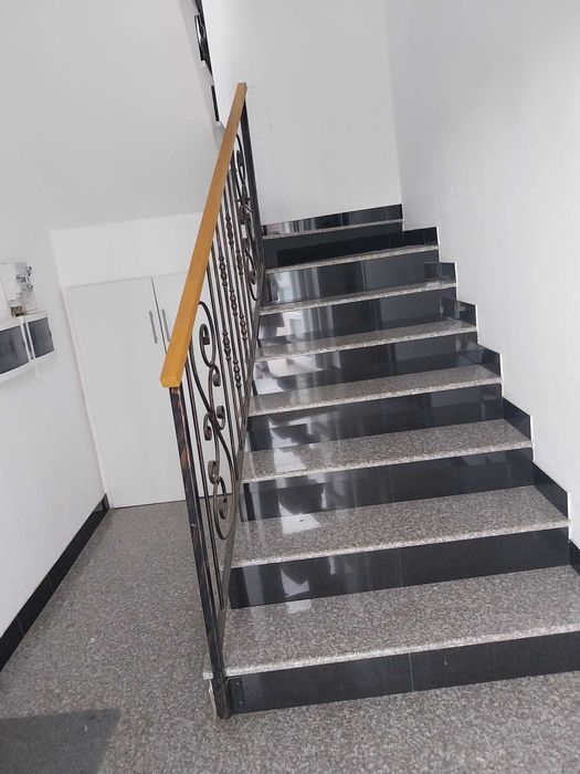 Iinchiriez apartament 2 camere zona Spital Pascanu