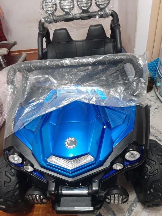 Продам детский электромобиль