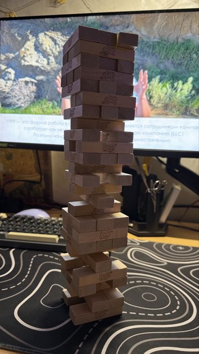 Настольная игра Дженга (Jenga Classic) — 54 блока