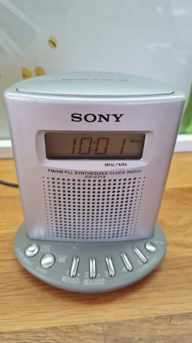 Sony icf-c13 FM/AM clock radio