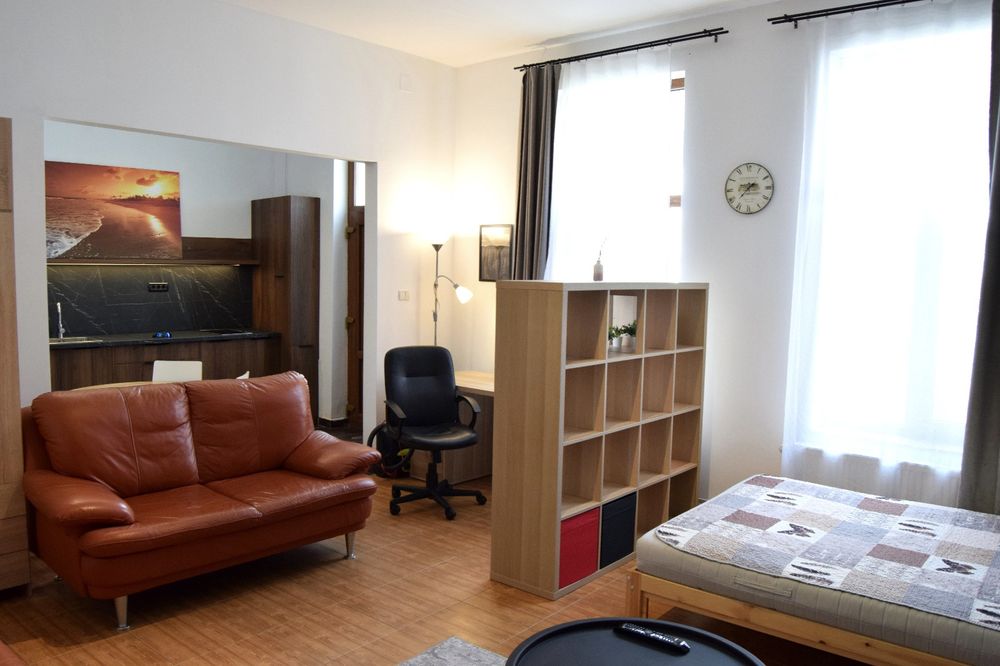 Inchiriez apartament 1 camera