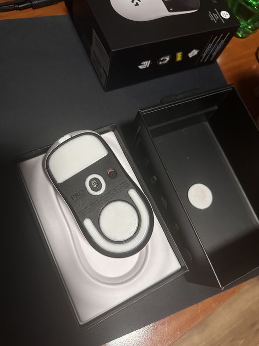 Мышь Logitech Superlight 2