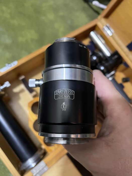 Dispozitiv de microfotografie Carl Zeiss pentru film