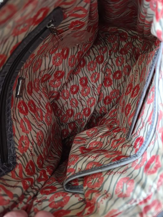 Дамска чанта Guess