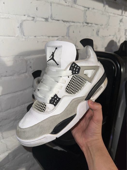 Jordan 4 Military Black