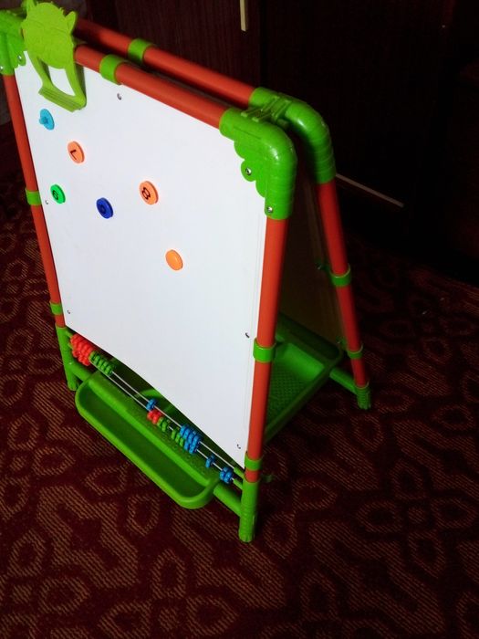 Детский стол, доска магнитная для рисования