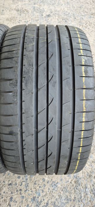 2 anvelope vara Goodyear 285/35/19.Pretul este pe bucata.