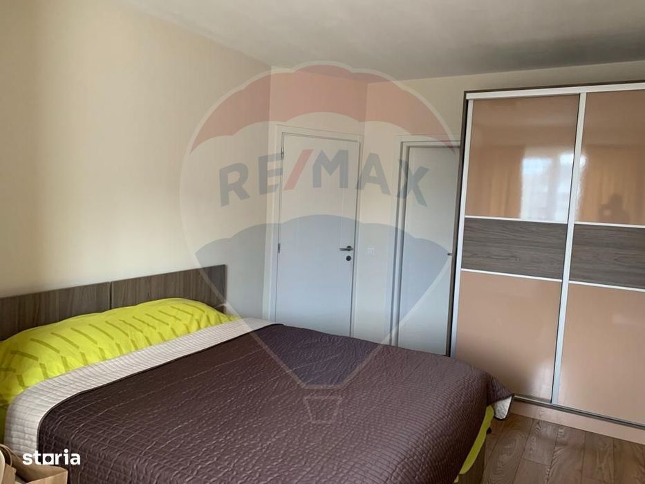 Apartament 3 camere de închiriat – Bloc nou, Bd. Unirii zona MC