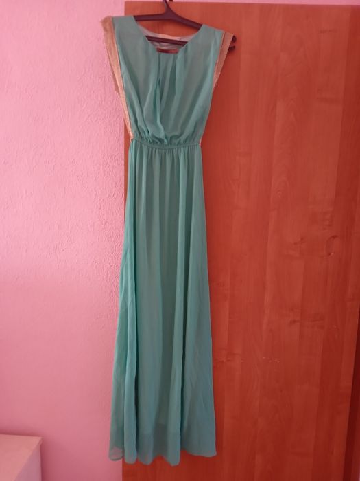 Продаётся платья