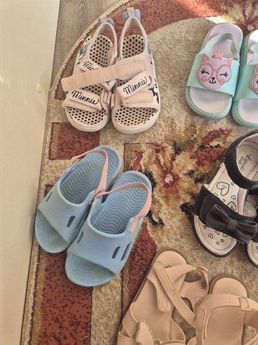 Lot sandale si slapi fete 27-28